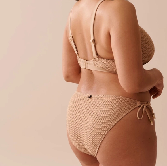 🥥Brand New Crochet Coconut Bikini🥥 - Picture 2 of 14